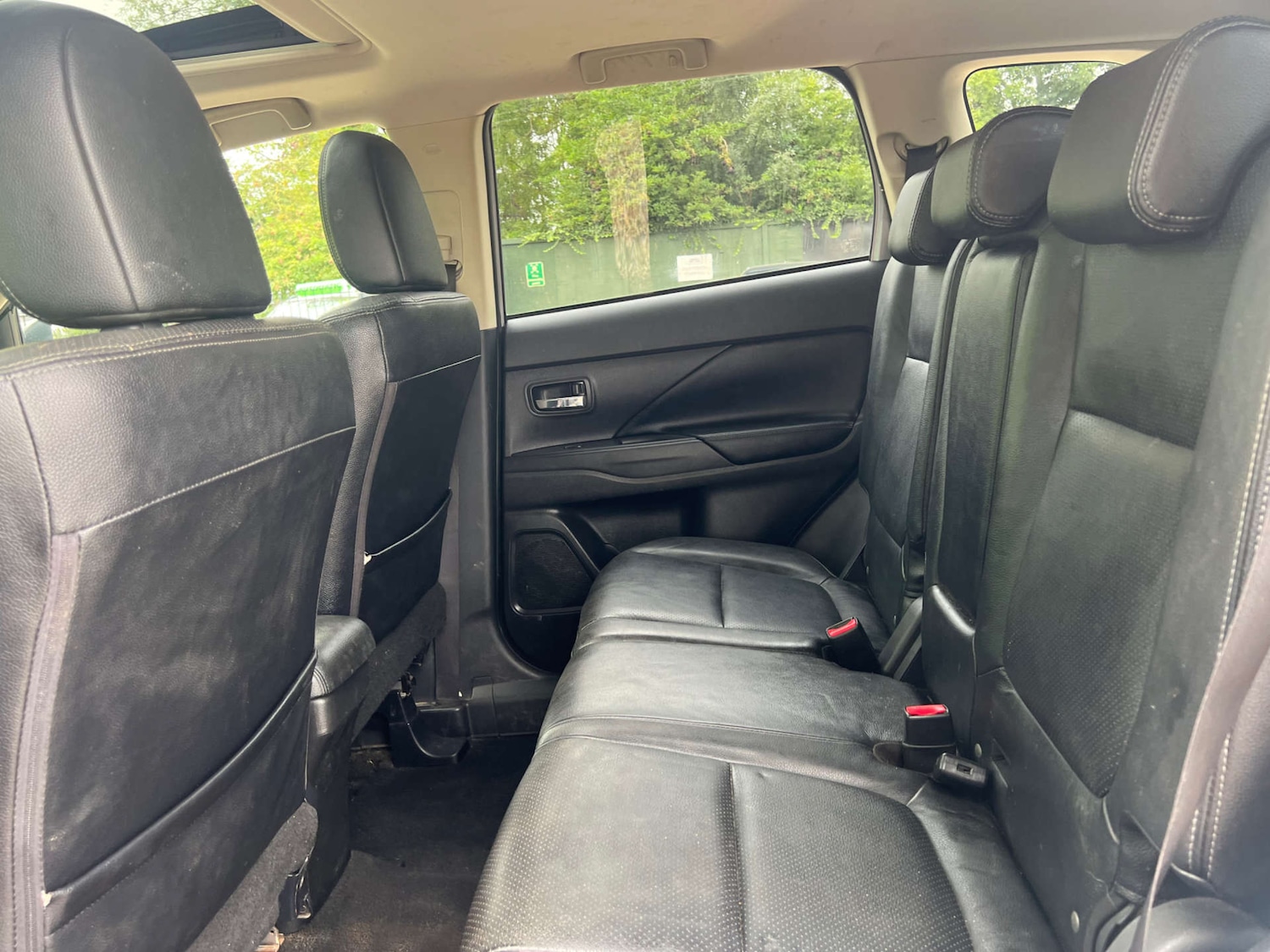 Used Mitsubishi Outlander 2016 for sale - 76921273: Photo 17