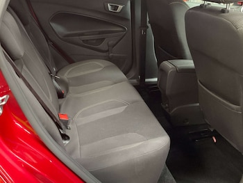 Used Ford Fiesta 2015 for sale - 78370334: Photo