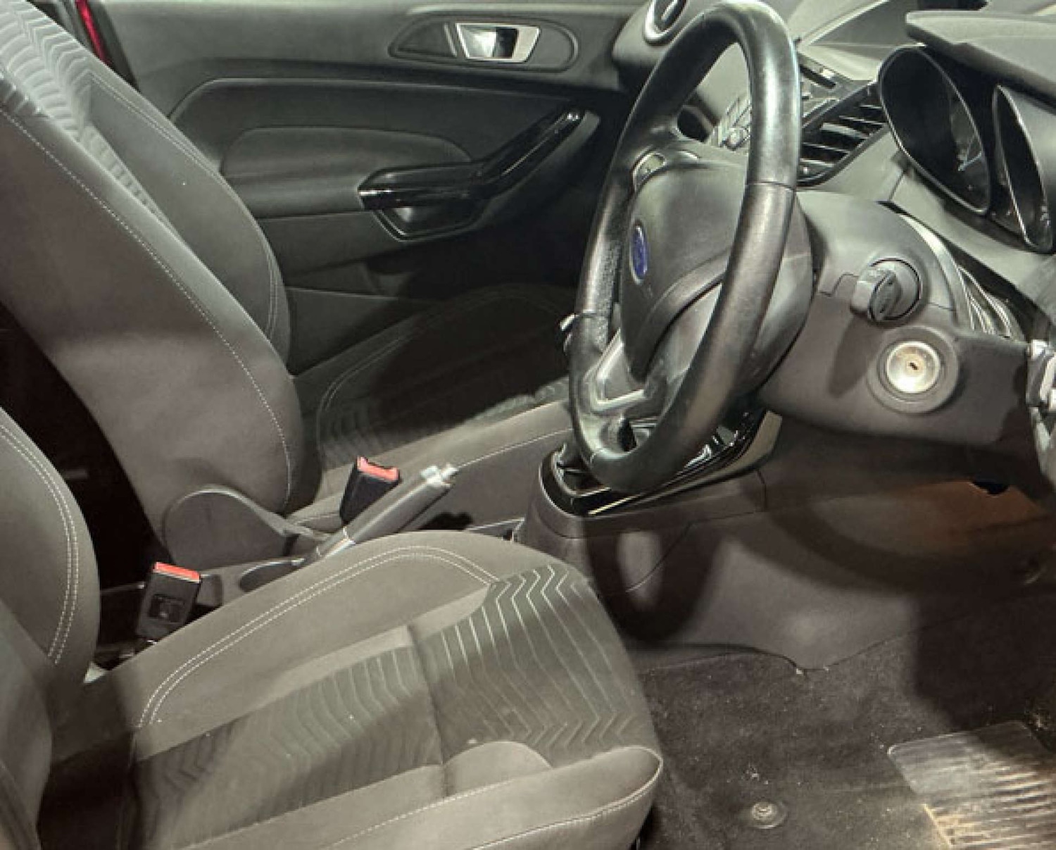 Used Ford Fiesta 2013 for sale - 76375096: Photo 3