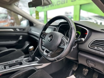 Used Renault Megane 2016 for sale - 77483346: Photo