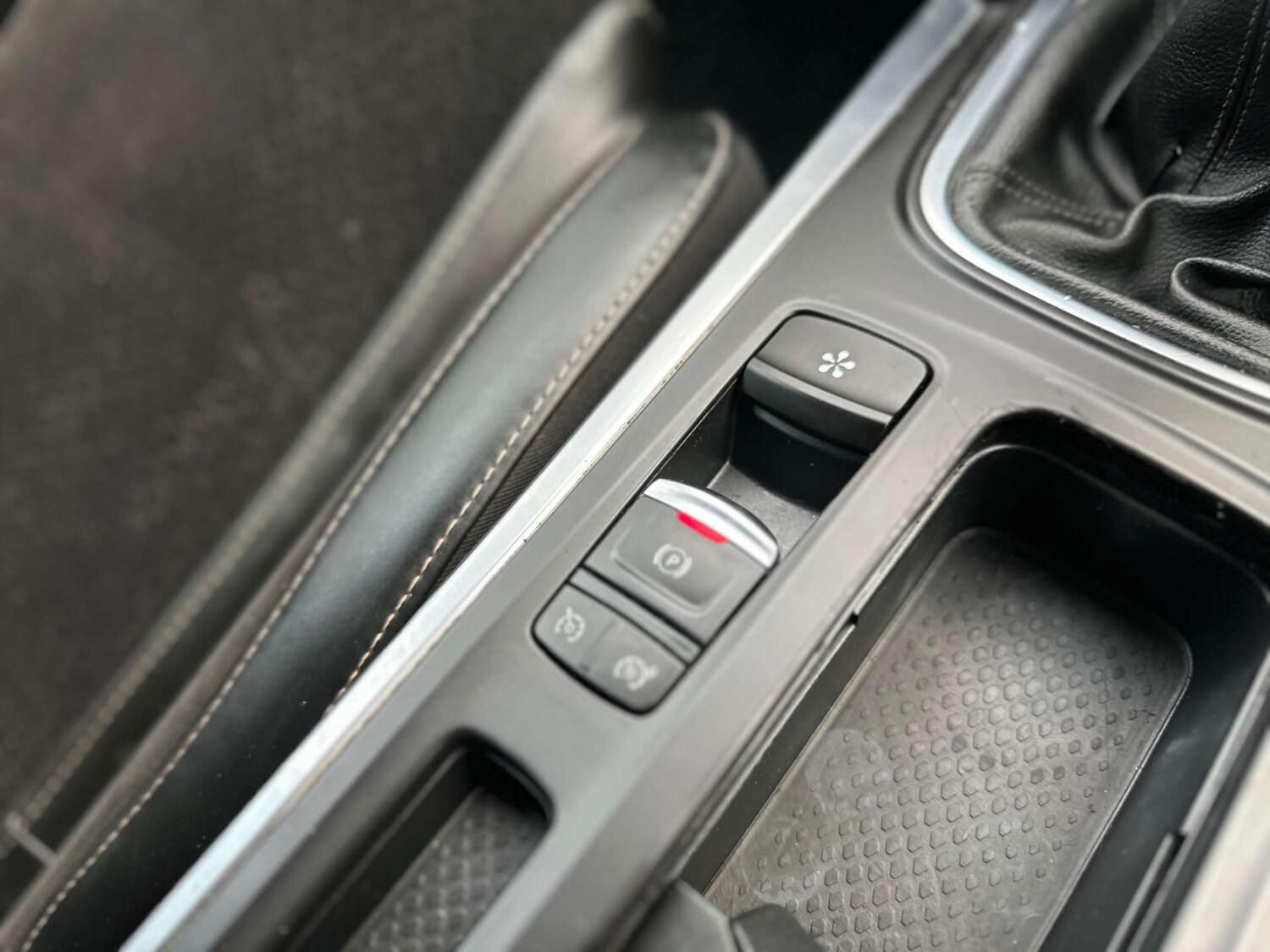 Used Renault Megane 2016 for sale - 77483346: Photo 32