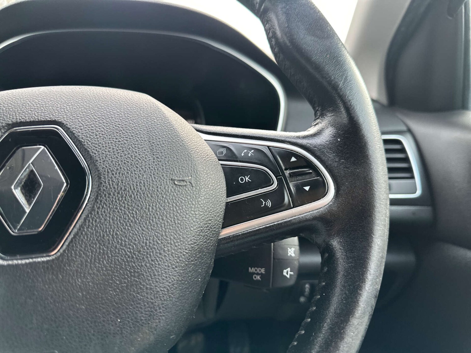 Used Renault Megane 2016 for sale - 77483346: Photo 35