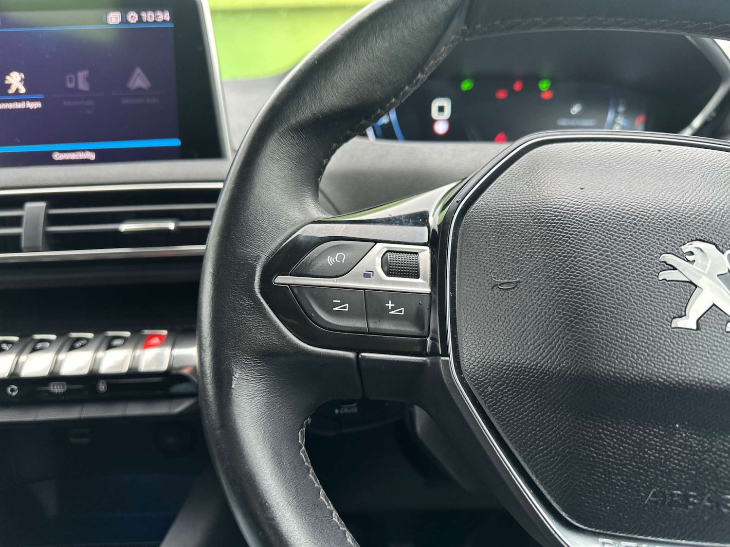 Used Peugeot 3008 2017 for sale - 77392220: Photo 29