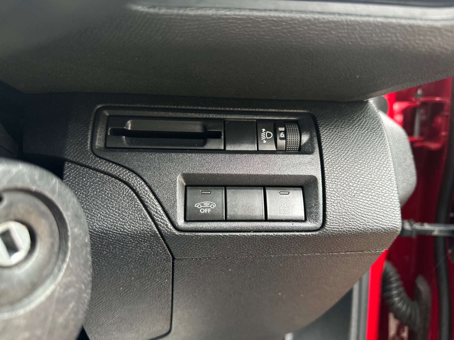 Used Peugeot 3008 2017 for sale - 77392220: Photo 32