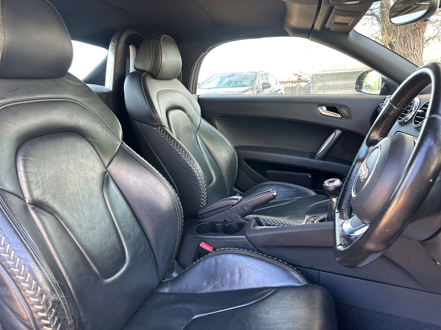 Used Audi TT 2011 for sale - 76698003: Photo 15