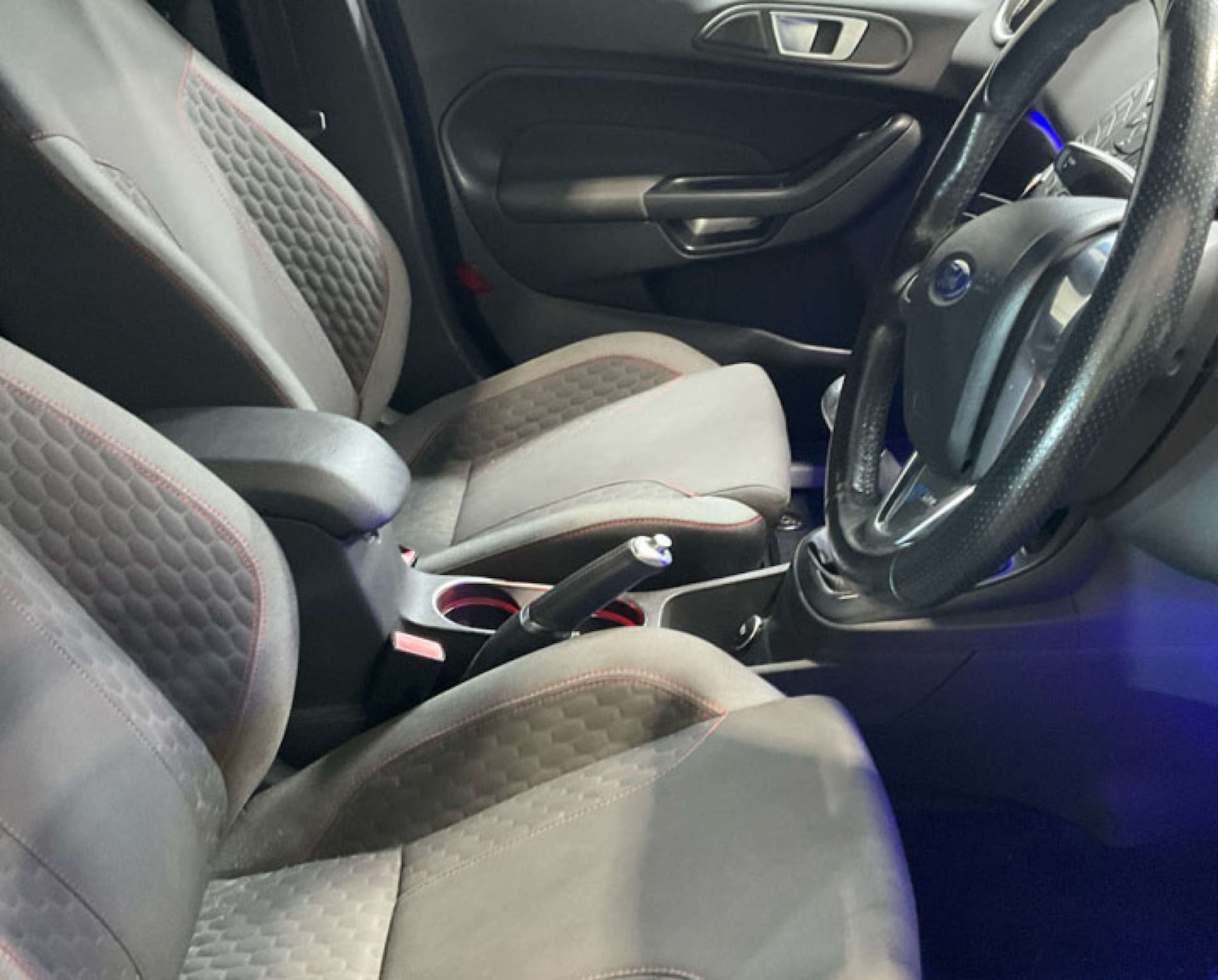 Used Ford Fiesta 2017 for sale - 76846825: Photo 3