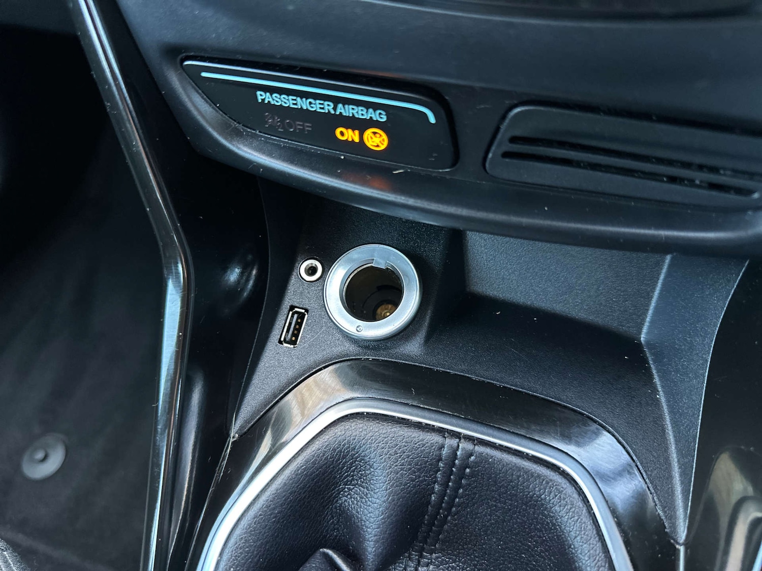 Used Ford B-MAX 2014 for sale - 76940187: Photo 25