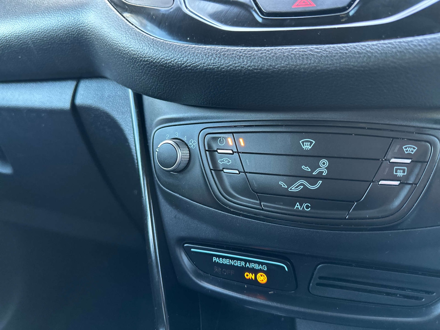 Used Ford B-MAX 2014 for sale - 76940187: Photo 26