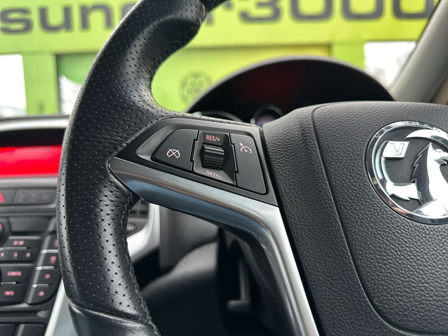 Used Vauxhall Astra 2012 for sale - 77113466: Photo 23