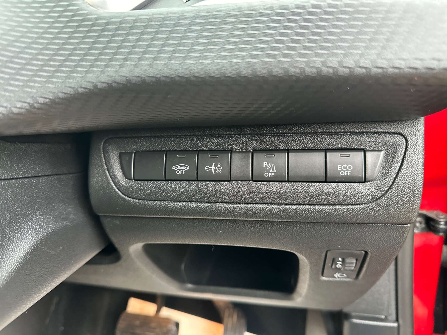 Used Peugeot 2008 2017 for sale - 77771463: Photo 35