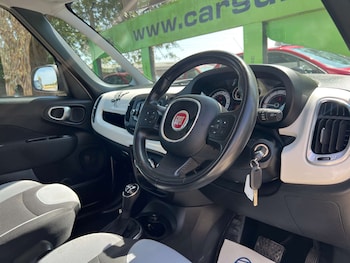 Used Fiat 500L 2014 for sale - 75827376: Photo