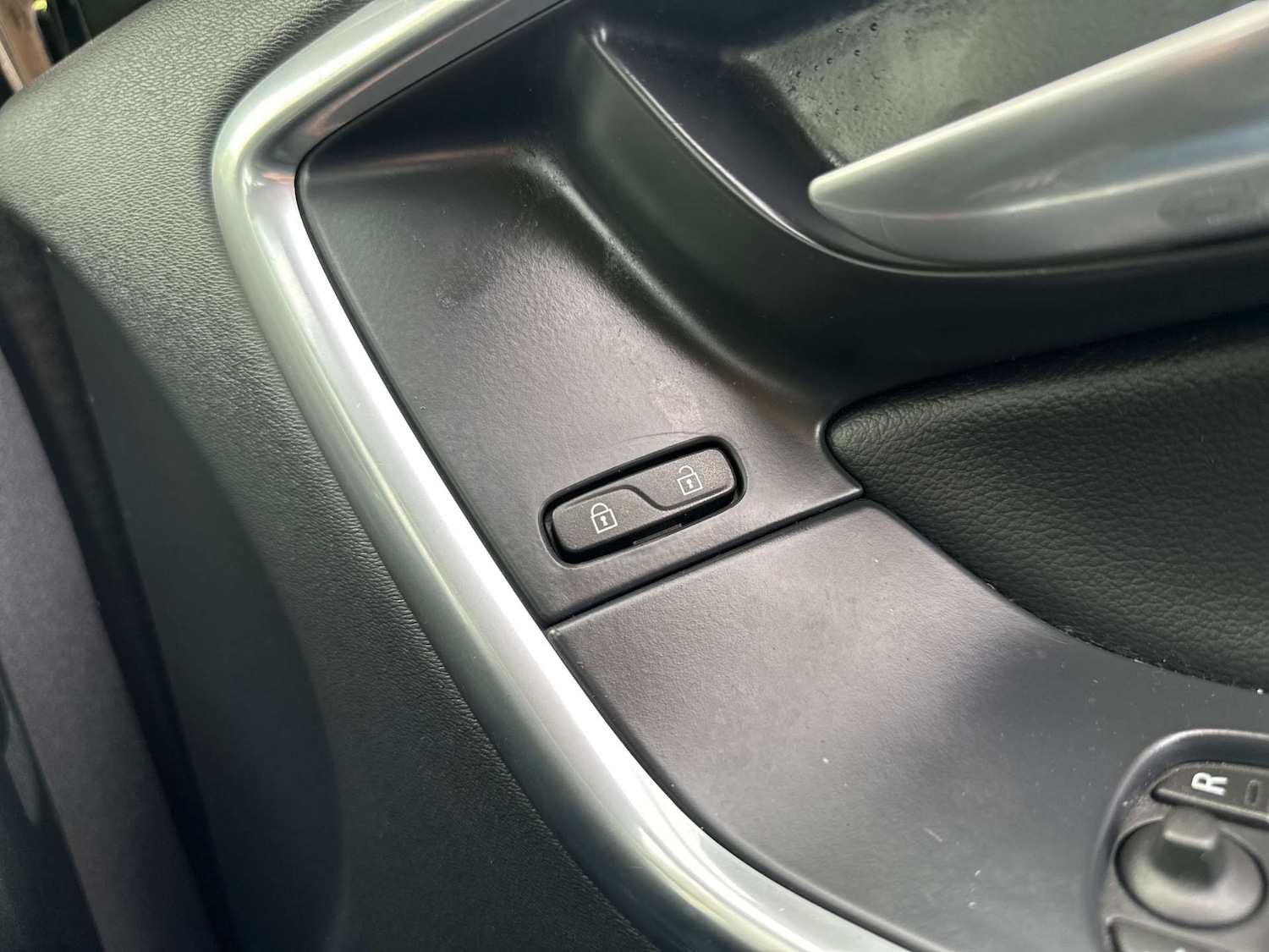 Used Volvo XC60 2014 for sale - 78146010: Photo 31