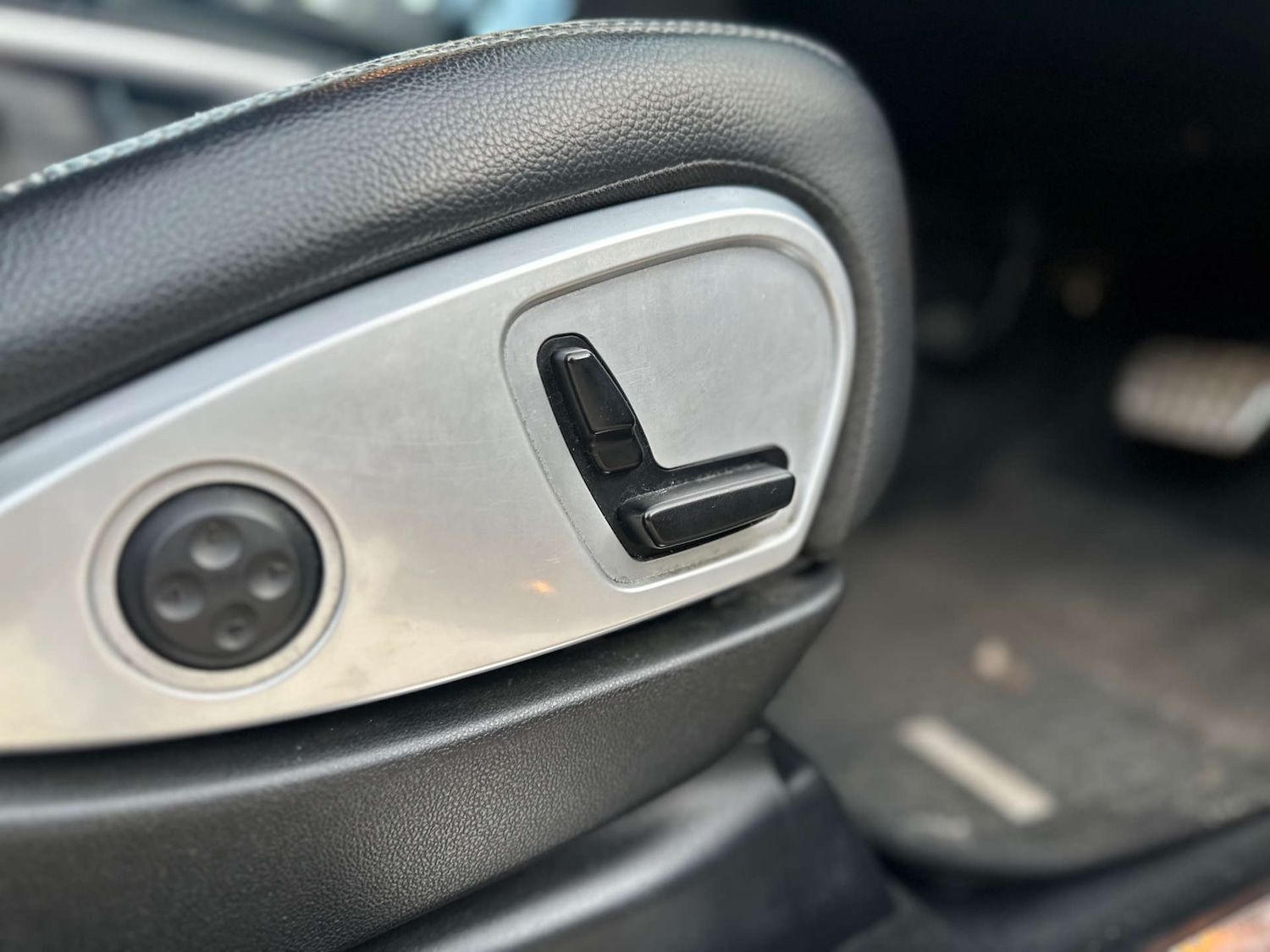 Used Mercedes-Benz M Class 2010 for sale - 77326057: Photo 31