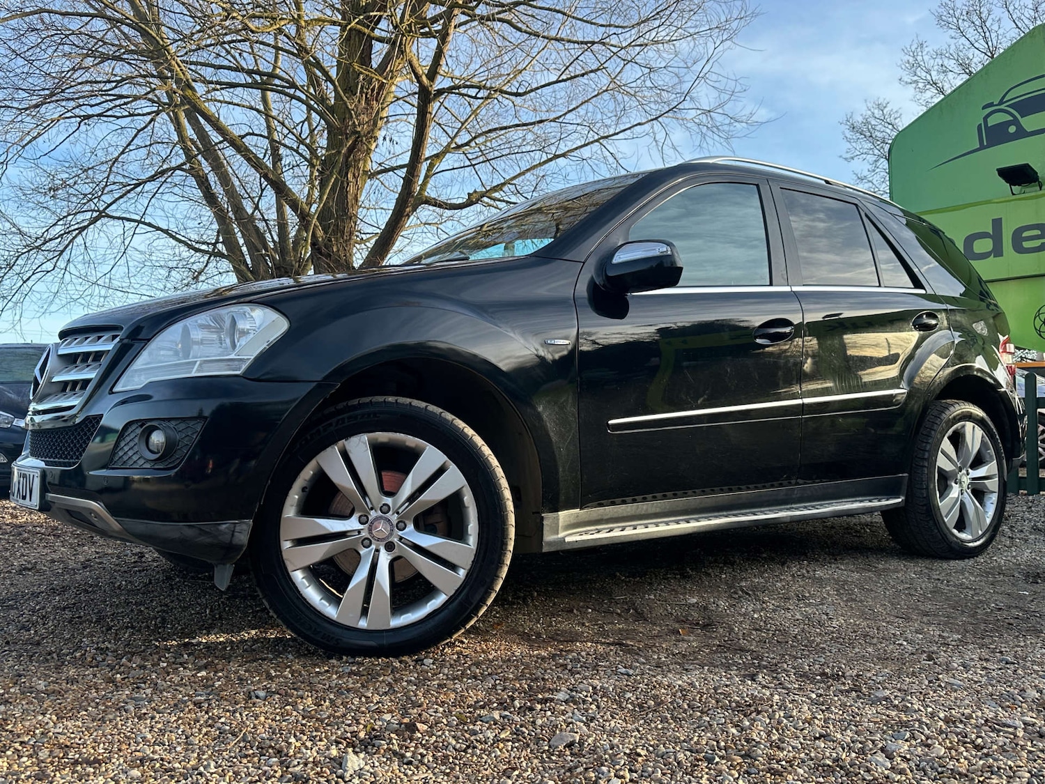 Used Mercedes-Benz M Class 2010 for sale - 77326057: Photo 9