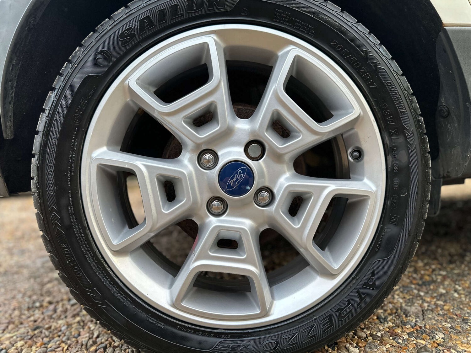 Used Ford Ecosport 2017 for sale - 76316523: Photo 12