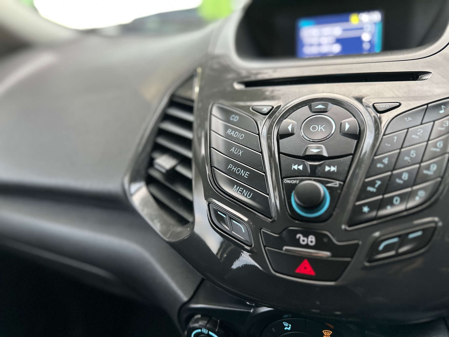 Used Ford Ecosport 2017 for sale - 76316523: Photo 25