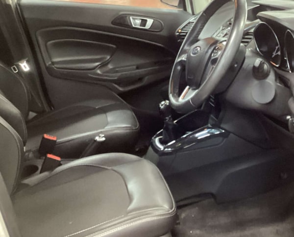 Used Ford Ecosport 2017 for sale - 76316523: Photo 3