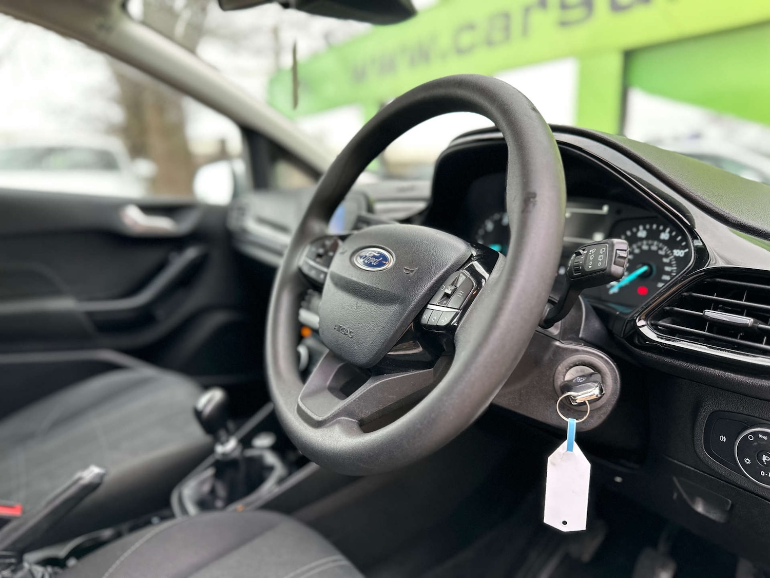 Used Ford Fiesta 2018 for sale - 77172420: Photo 2