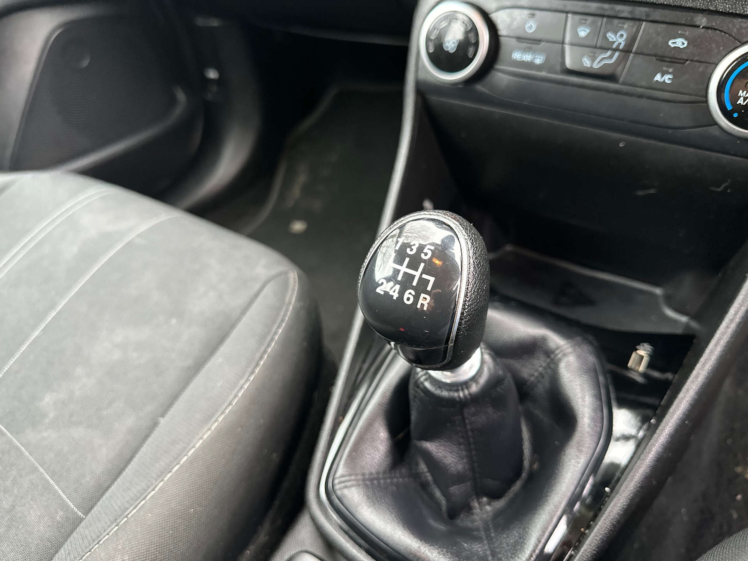 Used Ford Fiesta 2018 for sale - 77172420: Photo 24