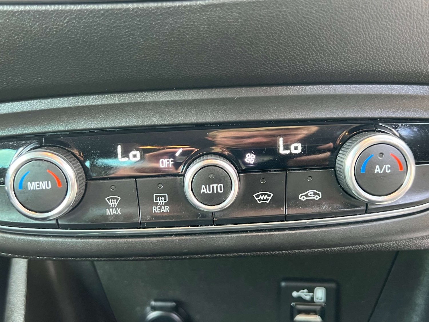 Used Vauxhall Crossland X 2019 for sale - 76601565: Photo 23