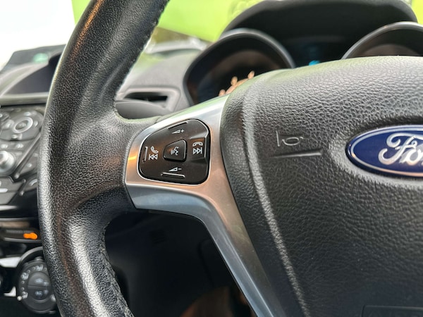 Used Ford Fiesta 2016 for sale - 74770020: Photo 25