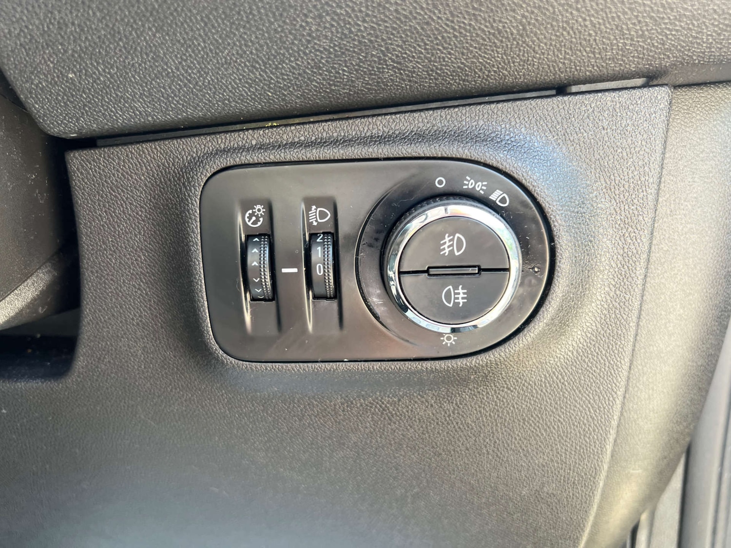 Used Vauxhall Corsa 2019 for sale - 76594728: Photo 24