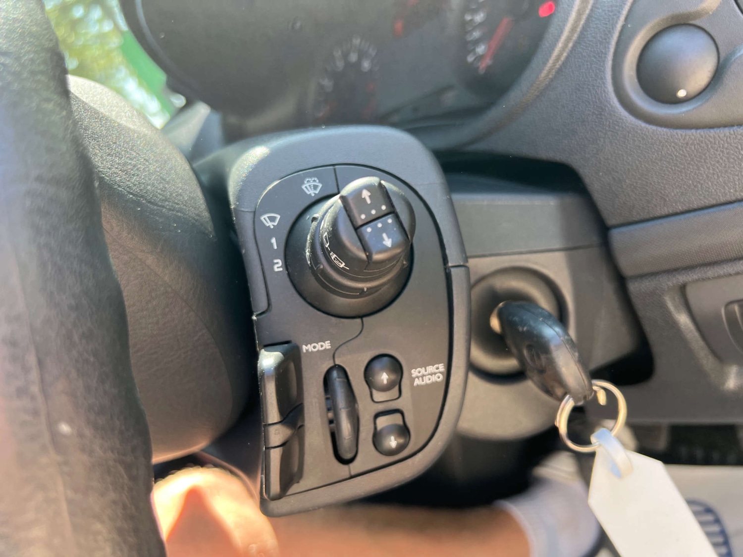 Used Renault Clio 2009 for sale - 76757128: Photo 20