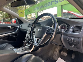 Used Volvo V60 2012 for sale - 75606722: Photo