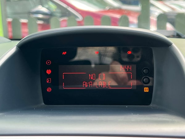 Used Ford Fiesta 2009 for sale - 76127584: Photo 19