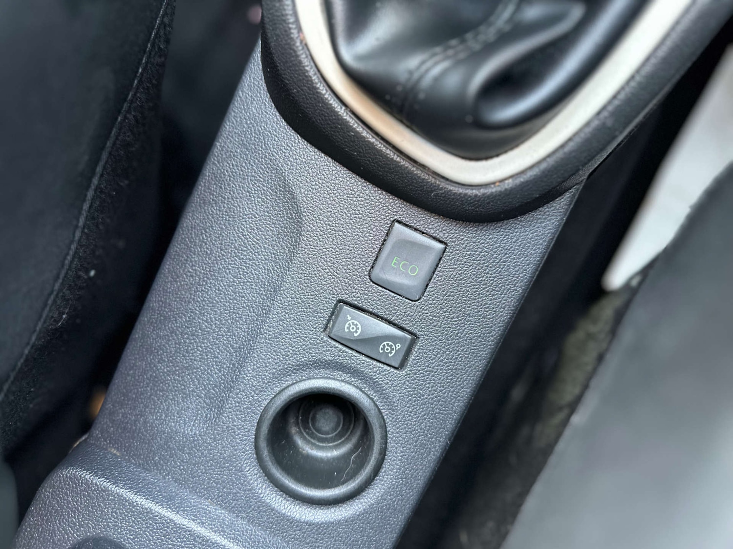 Used Renault Captur 2019 for sale - 77931998: Photo 23