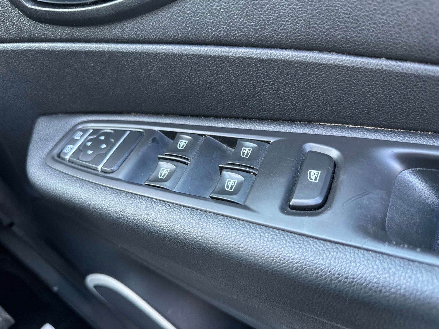 Used Renault Captur 2019 for sale - 77931998: Photo 29