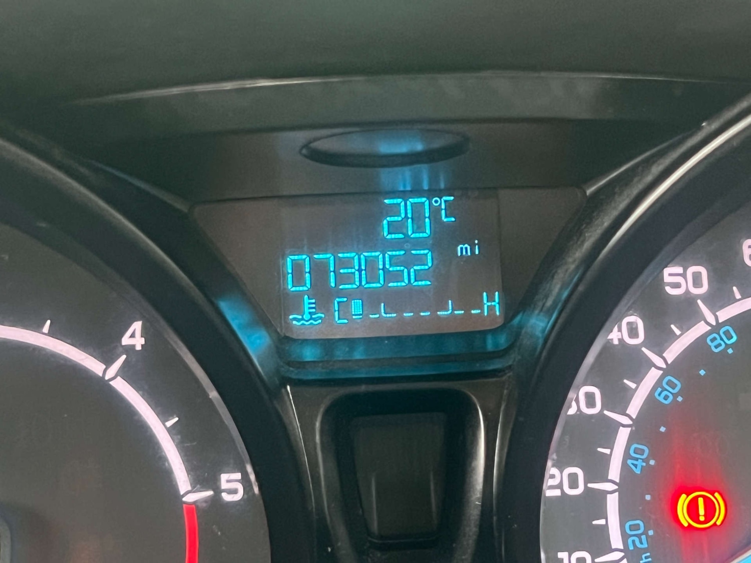 Used Ford Ecosport 2015 for sale - 77125155: Photo 28