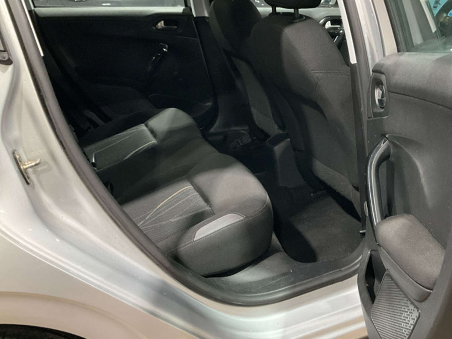 Used Peugeot 208 2012 for sale - 77378366: Photo 4