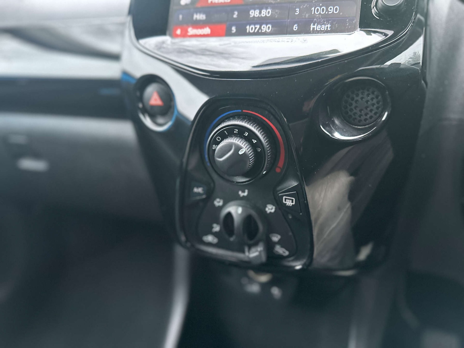 Used Toyota AYGO 2015 for sale - 77164845: Photo 22