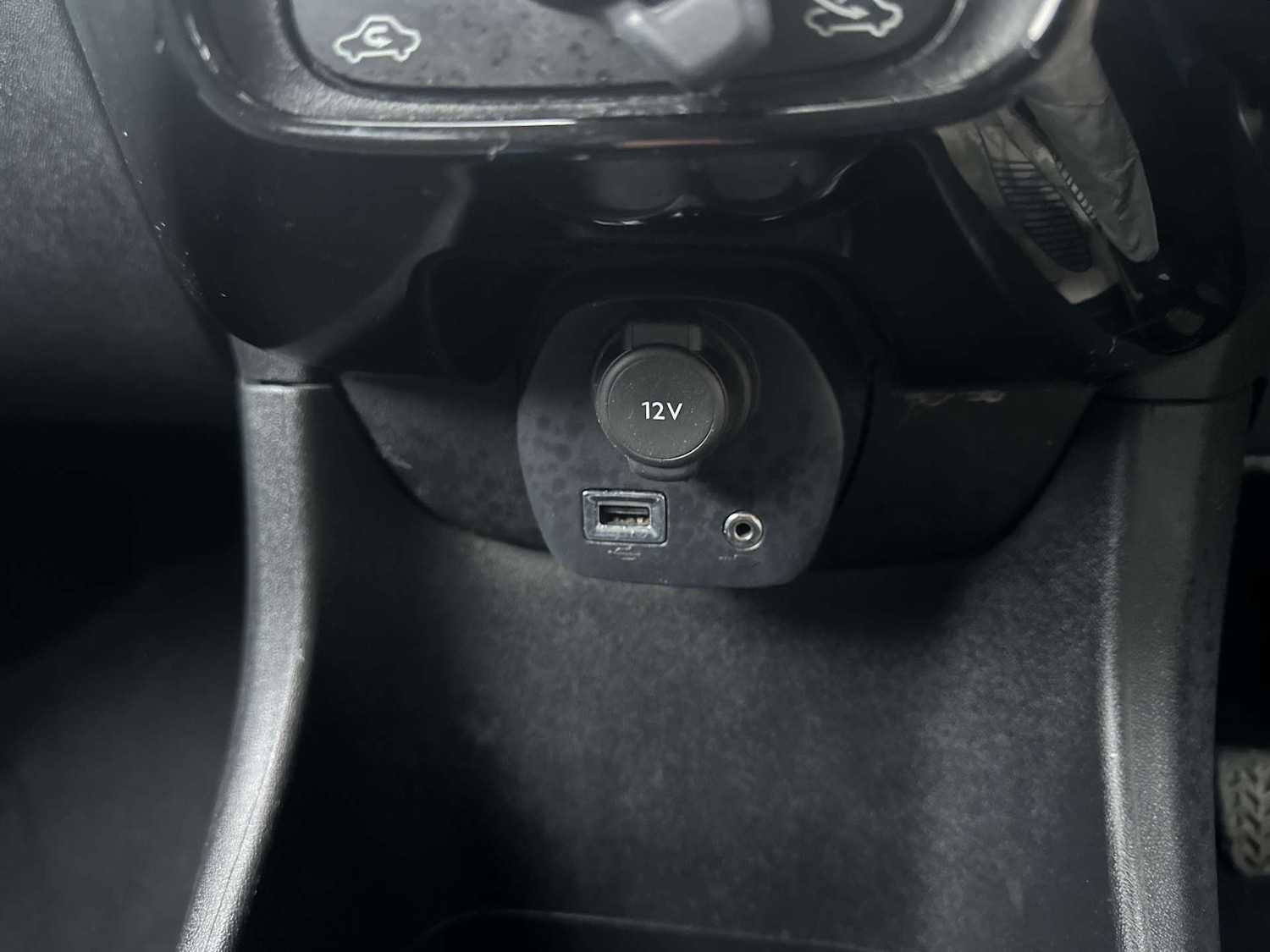 Used Toyota AYGO 2015 for sale - 77164845: Photo 25