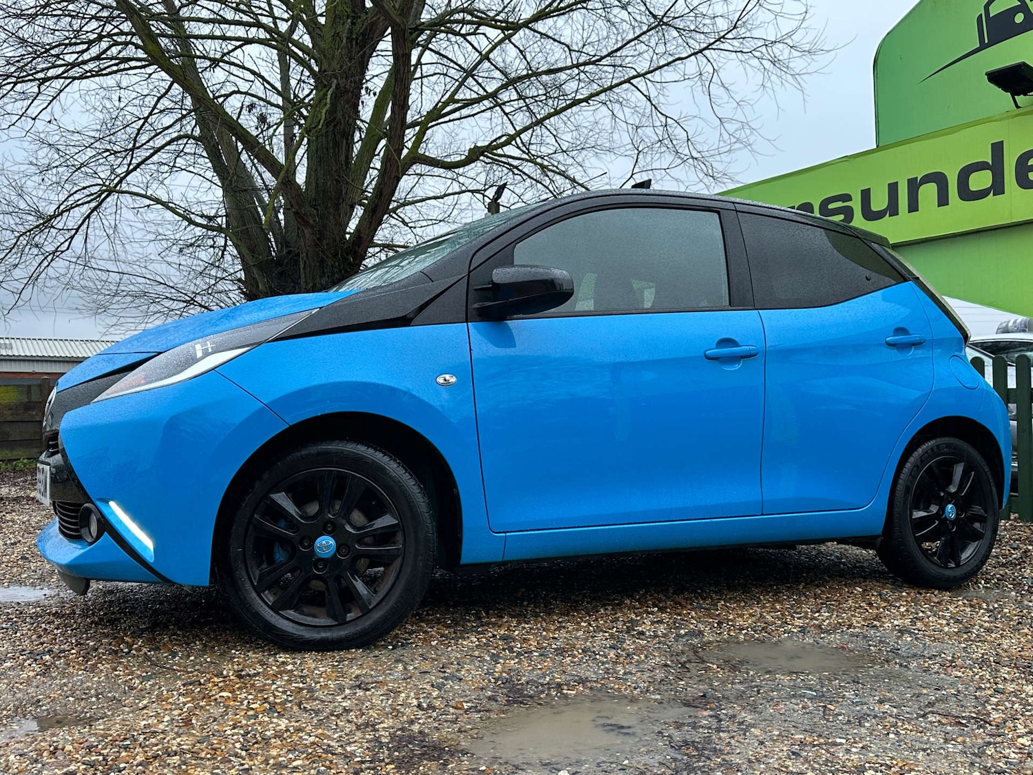 Used Toyota AYGO 2015 for sale - 77164845: Photo 9