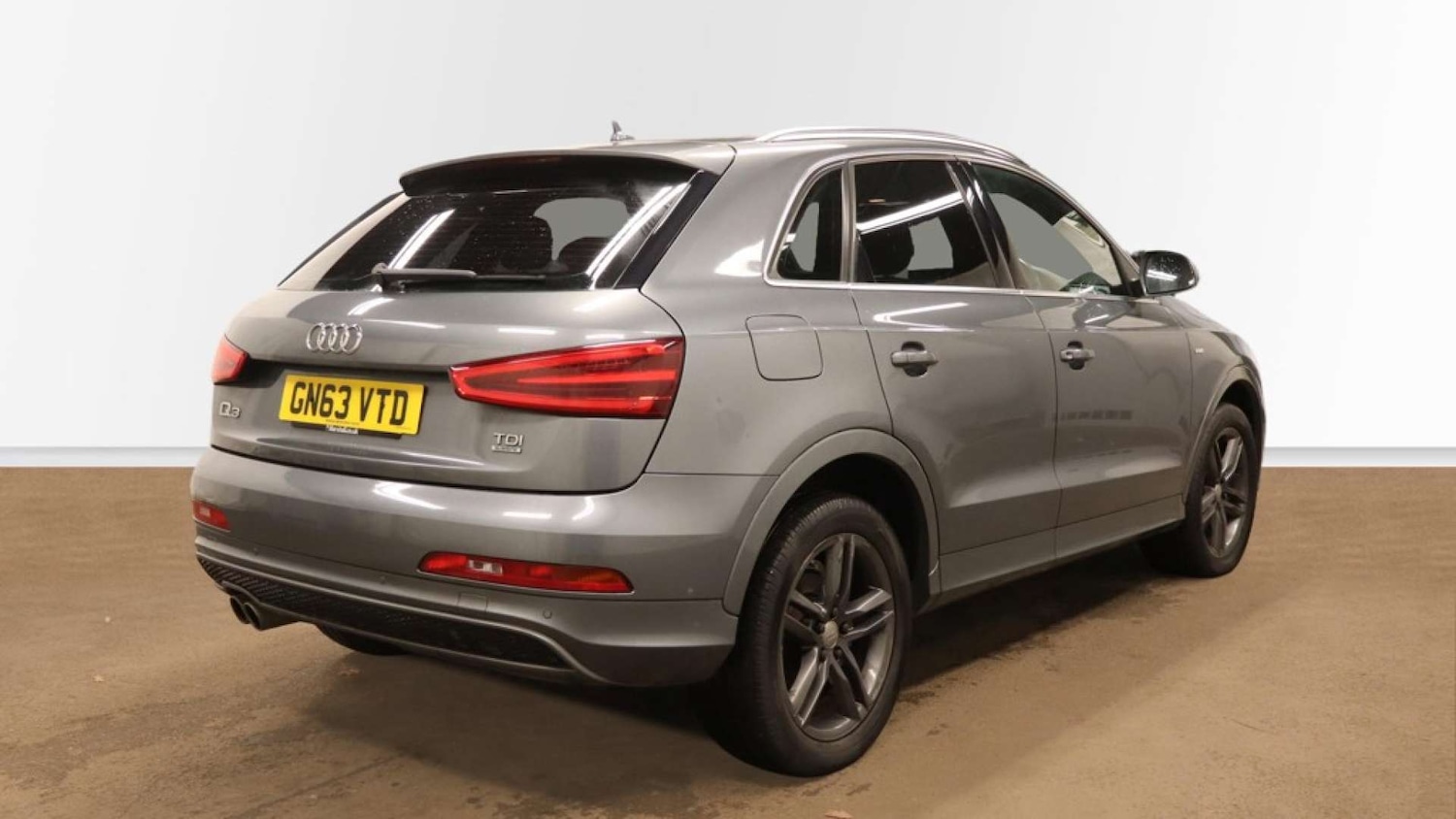 Used Audi Q3 2013 for sale - 77113471: Photo 11