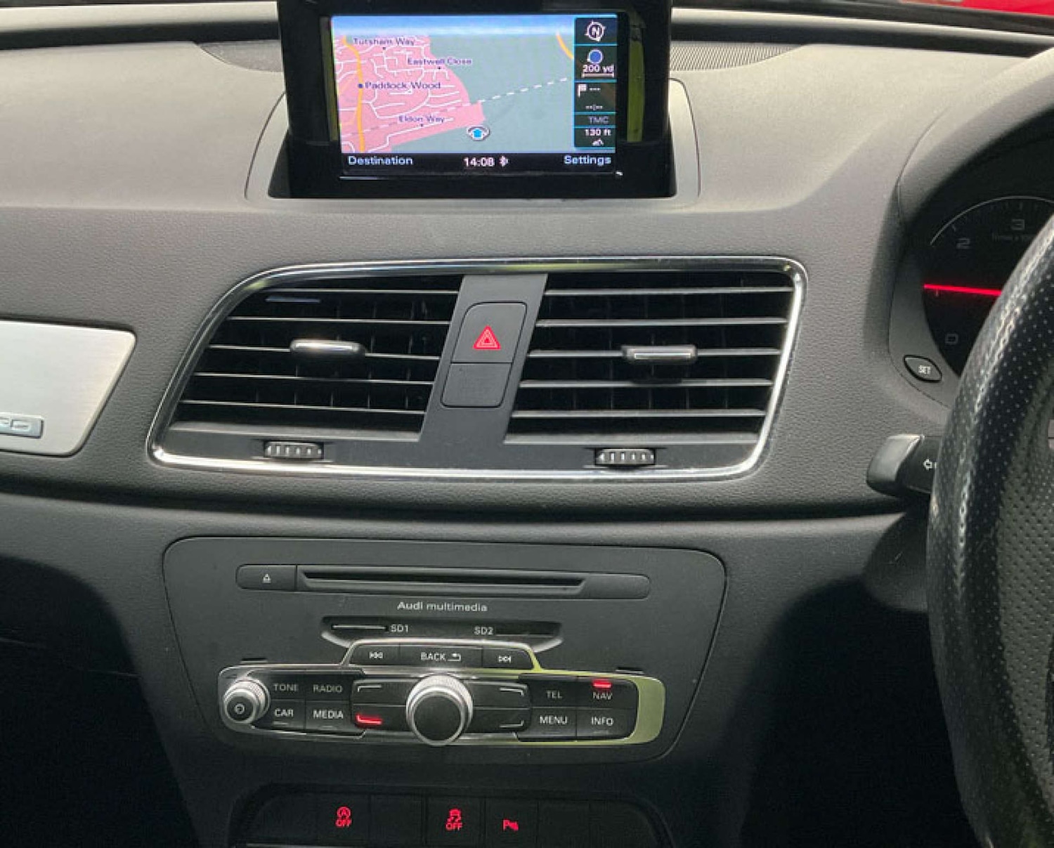 Used Audi Q3 2013 for sale - 77113471: Photo 2