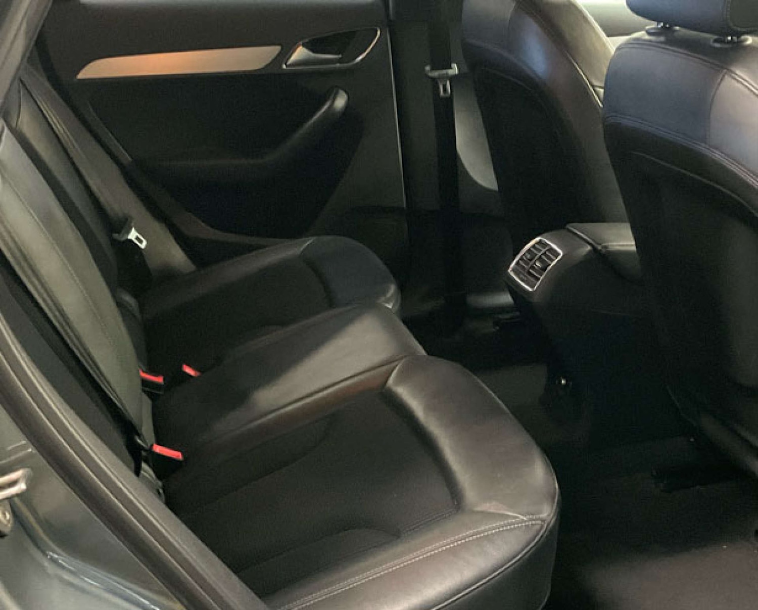 Used Audi Q3 2013 for sale - 77113471: Photo 4