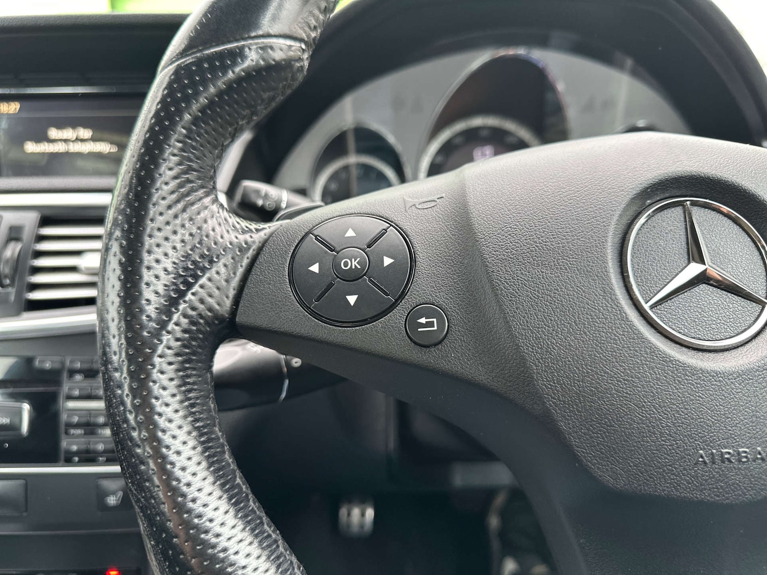 Used Mercedes-Benz E Class 2010 for sale - 77172440: Photo 22