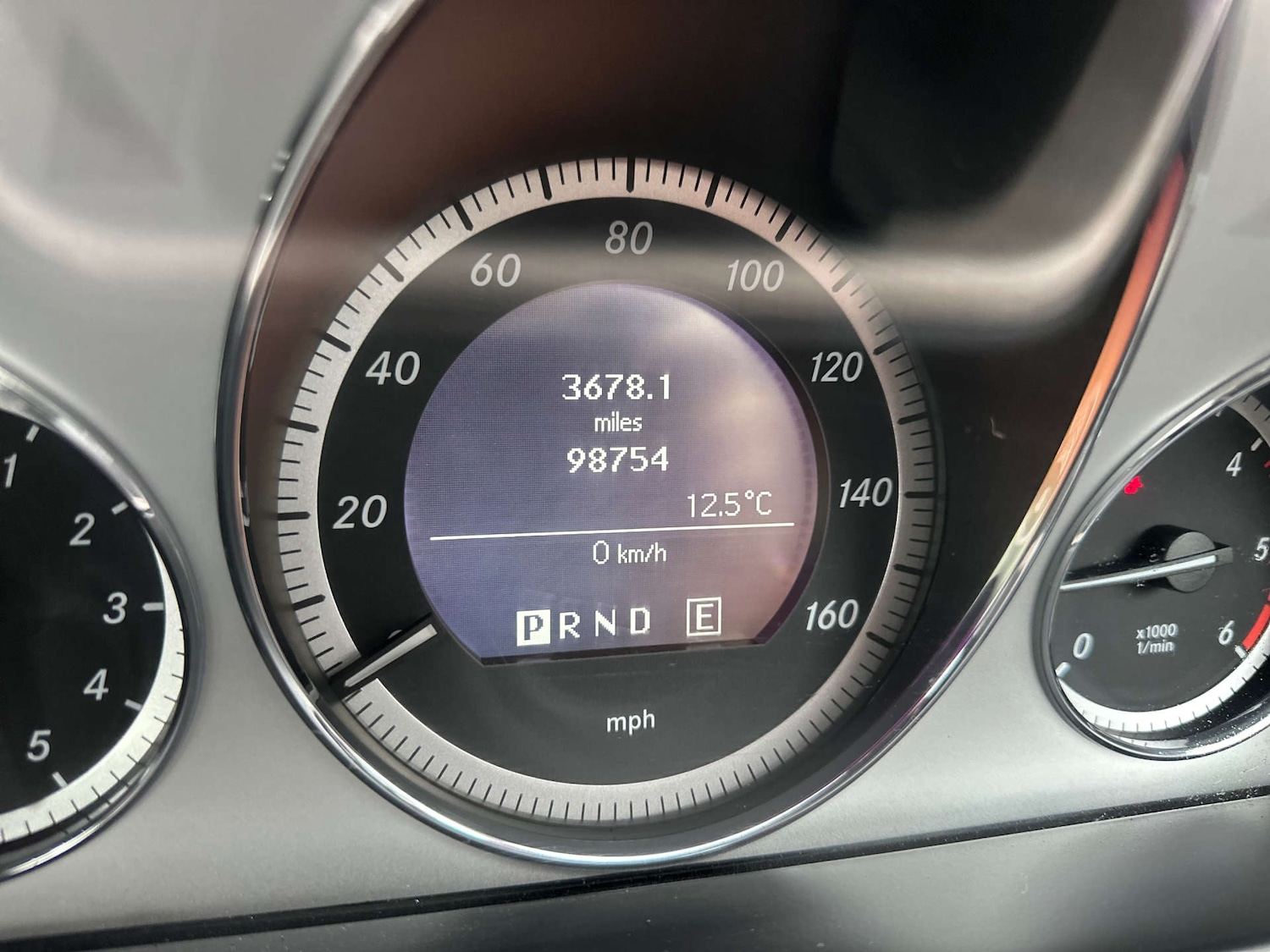 Used Mercedes-Benz E Class 2010 for sale - 77172440: Photo 24