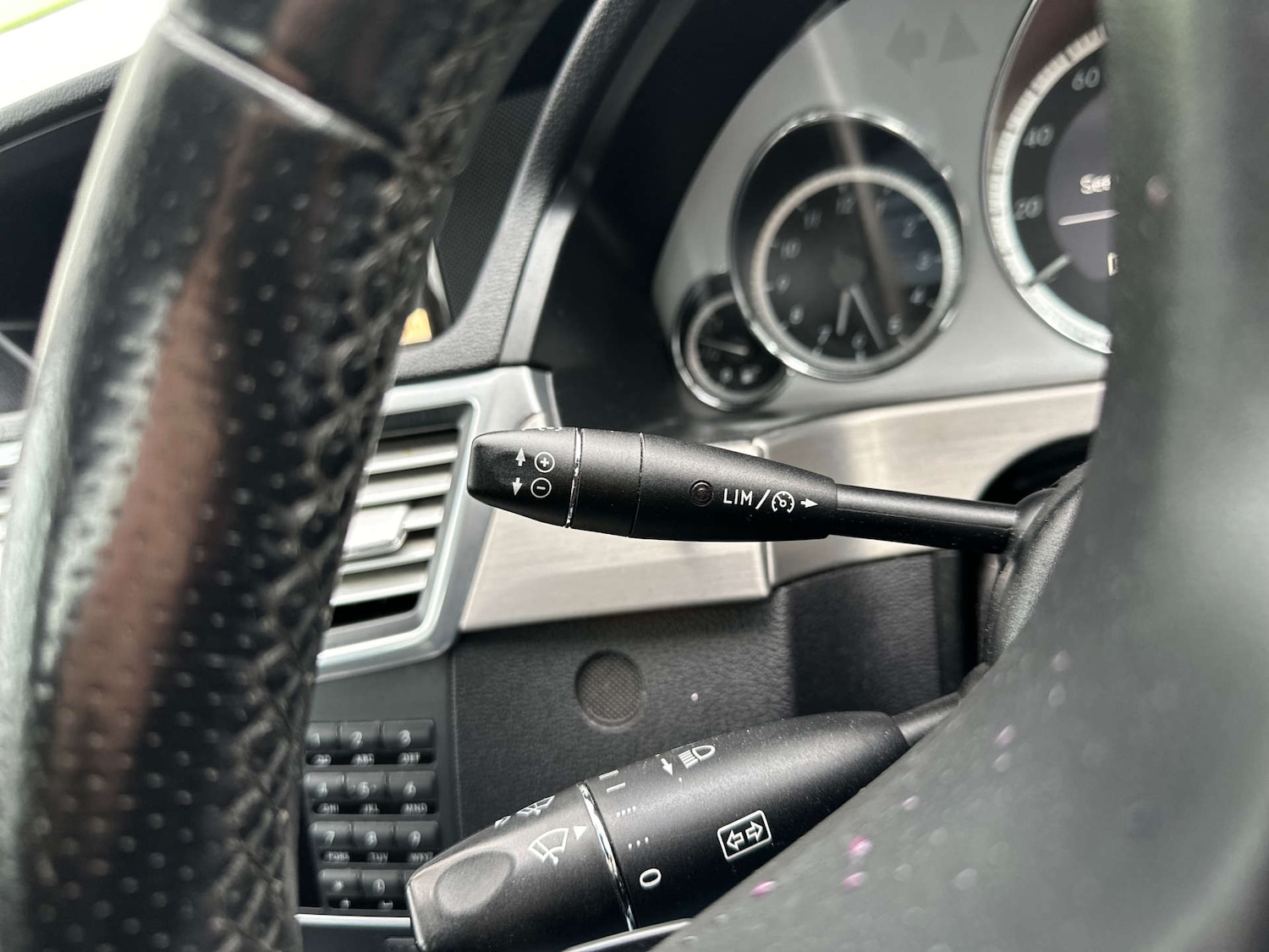 Used Mercedes-Benz E Class 2010 for sale - 77172440: Photo 25