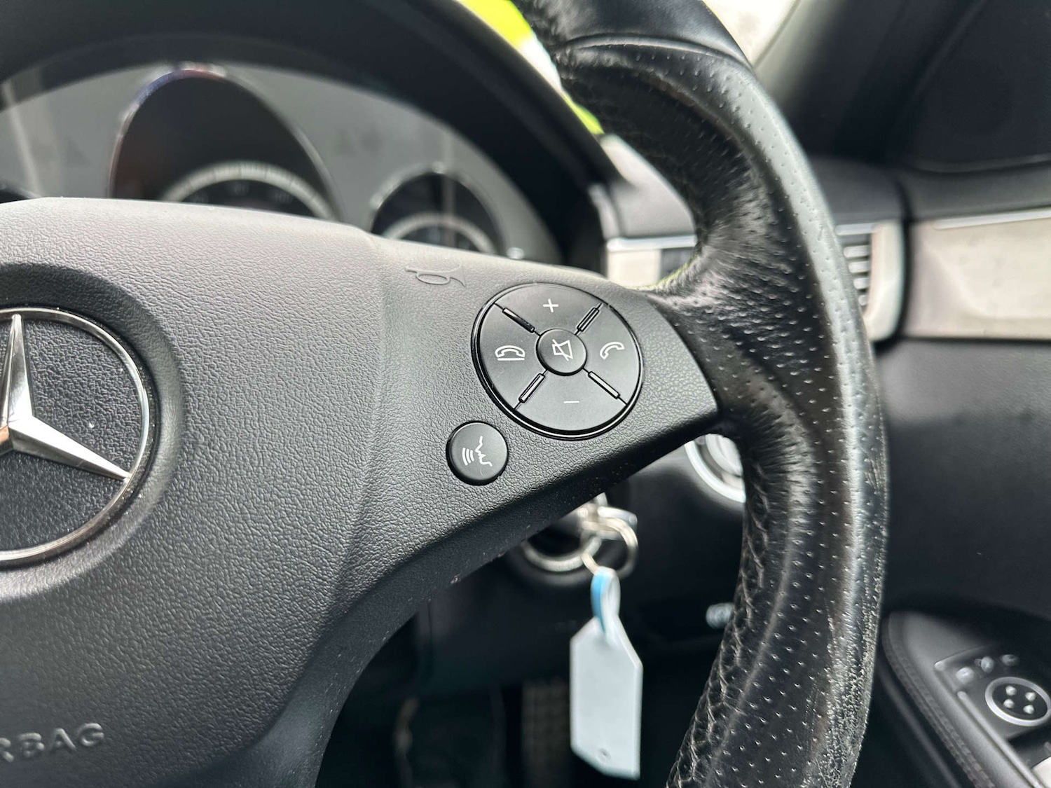 Used Mercedes-Benz E Class 2010 for sale - 77172440: Photo 26