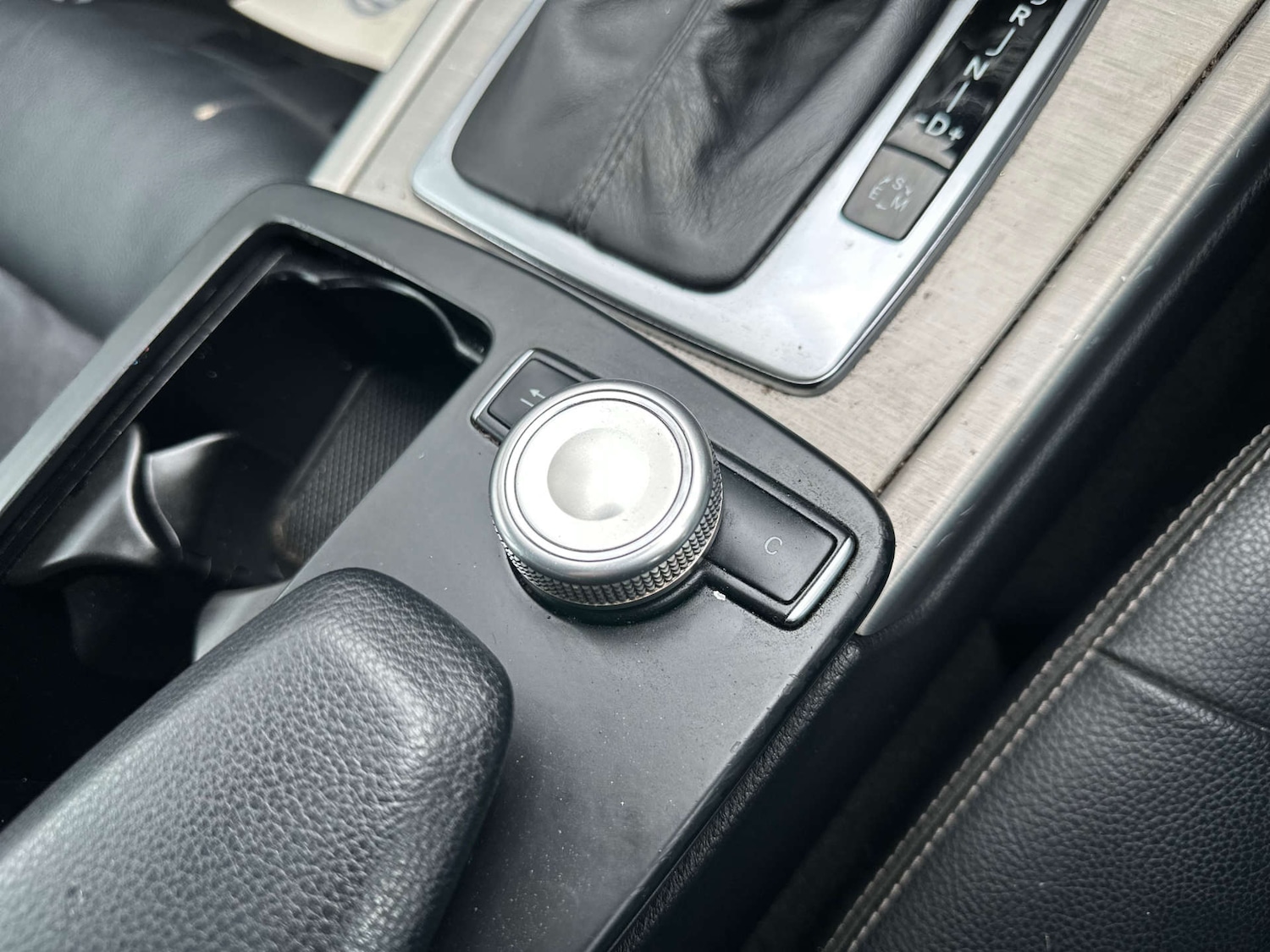 Used Mercedes-Benz E Class 2010 for sale - 77172440: Photo 36