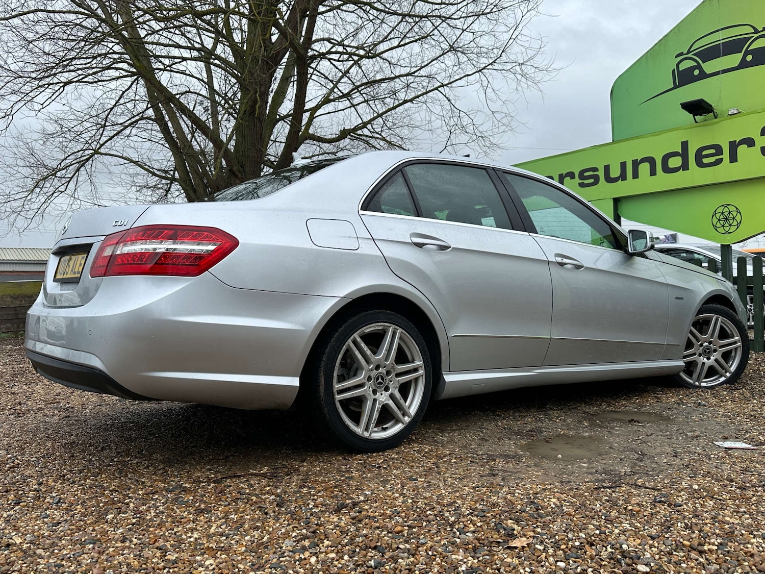 Used Mercedes-Benz E Class 2010 for sale - 77172440: Photo 9