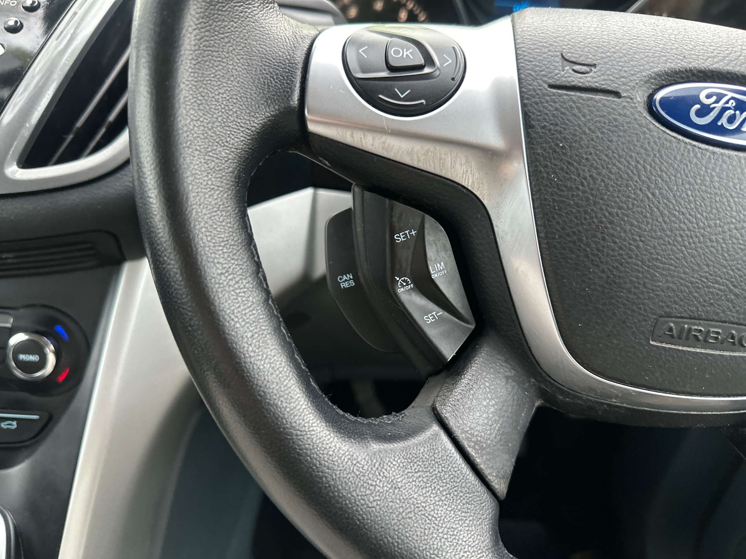 Used Ford C-Max 2011 for sale - 76961790: Photo 21