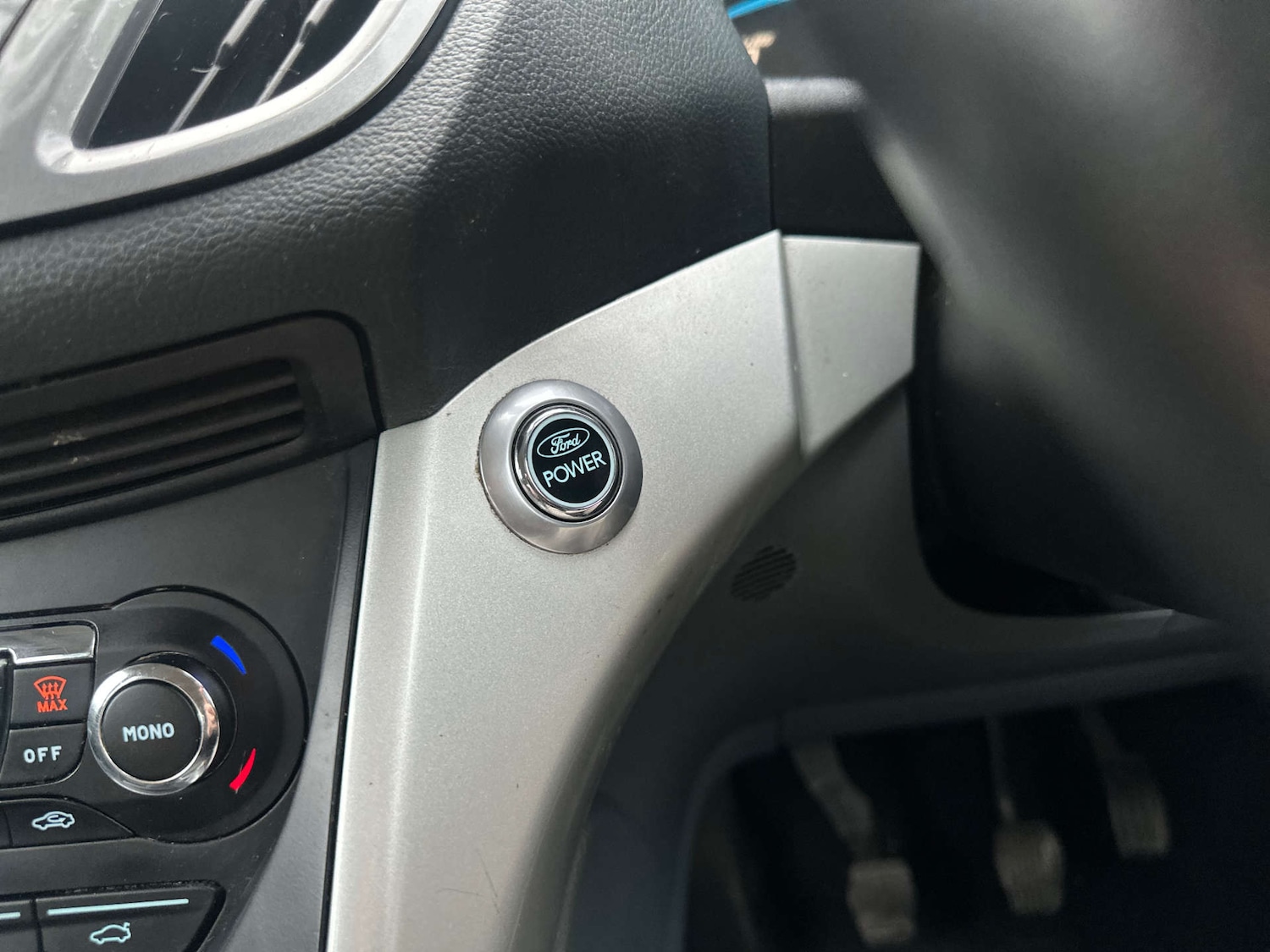 Used Ford C-Max 2011 for sale - 76961790: Photo 22