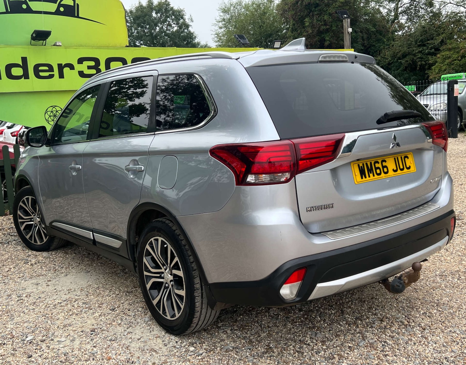 Used Mitsubishi Outlander 2016 for sale - 76275261: Photo 7