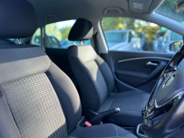 Used Volkswagen Polo 2017 for sale - 76330108: Photo 6