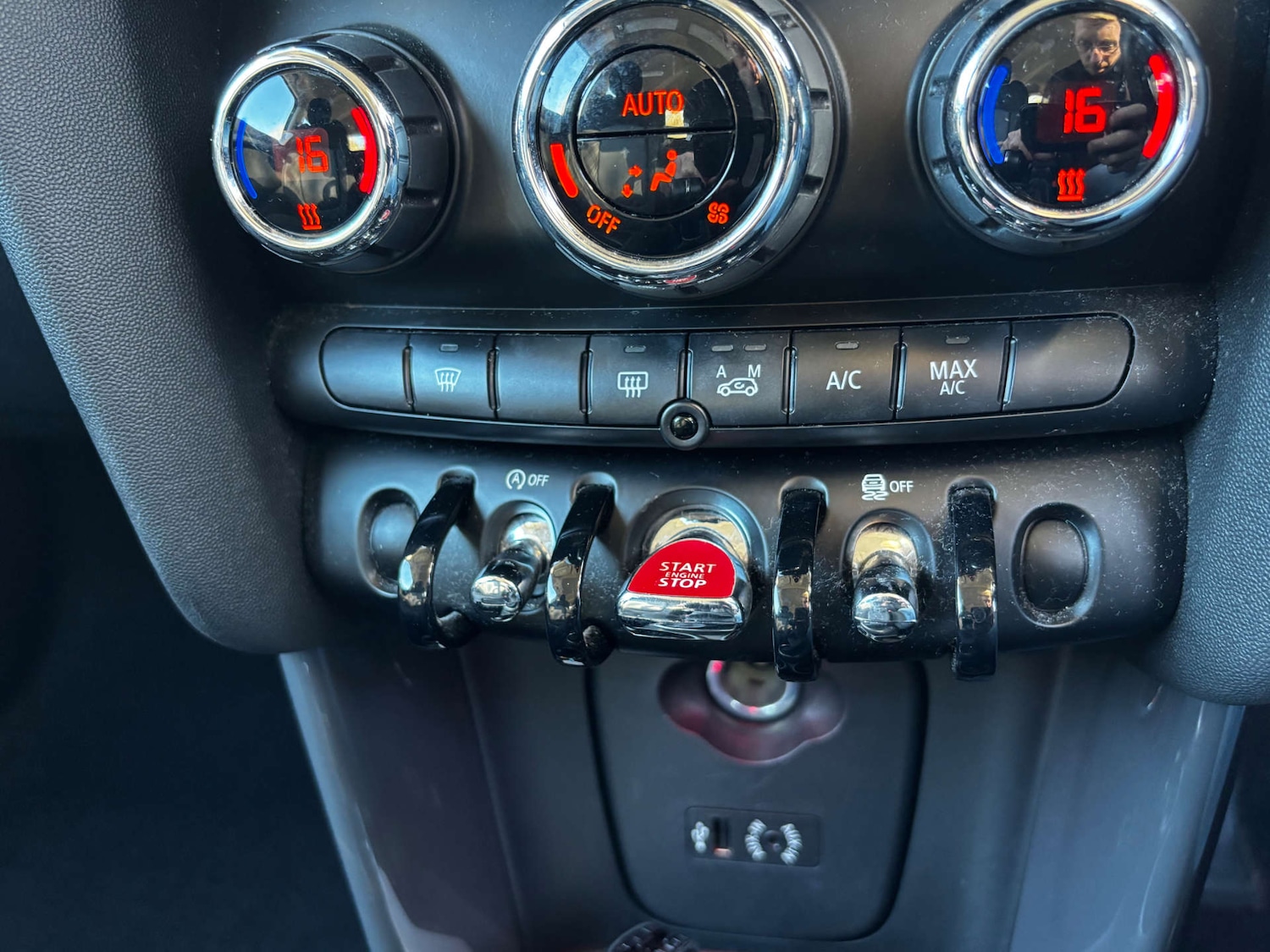 Used MINI Hatch 2014 for sale - 78011137: Photo 25